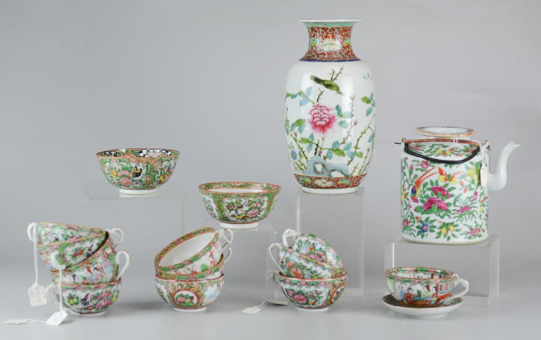 (17) pcs Chinese porcelain (1 of 3)