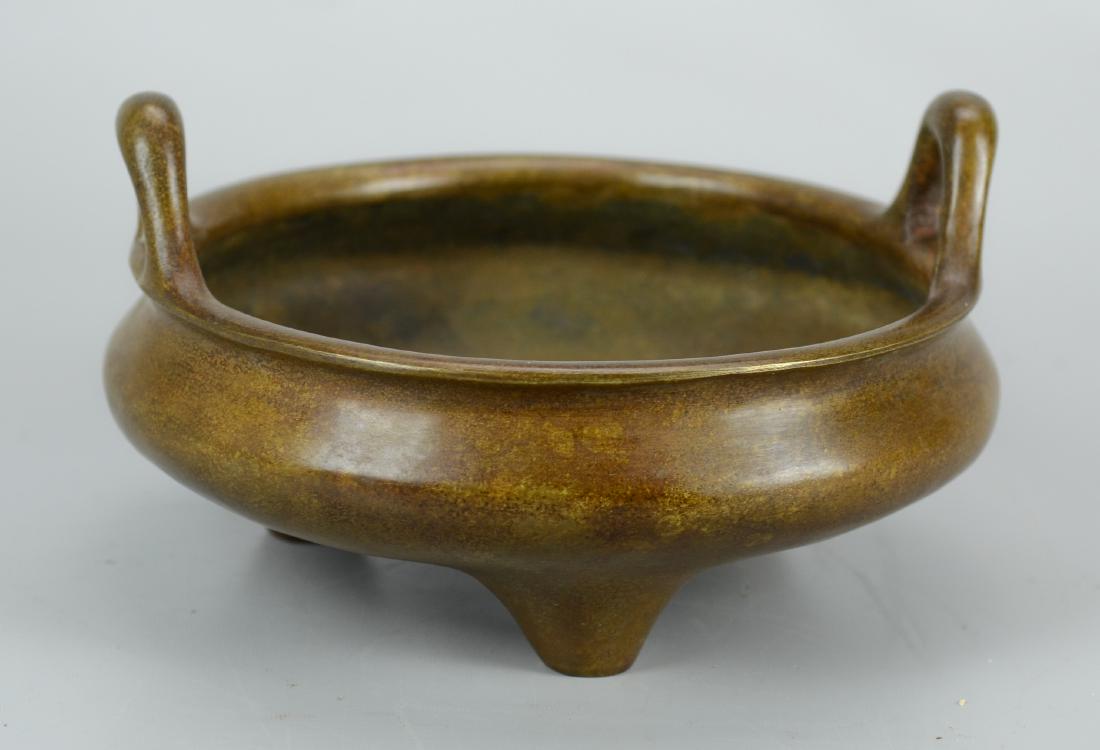 Chinese bronze censer: Chinese bronze censer, 6 character mark to base, 8-1/2" dia
