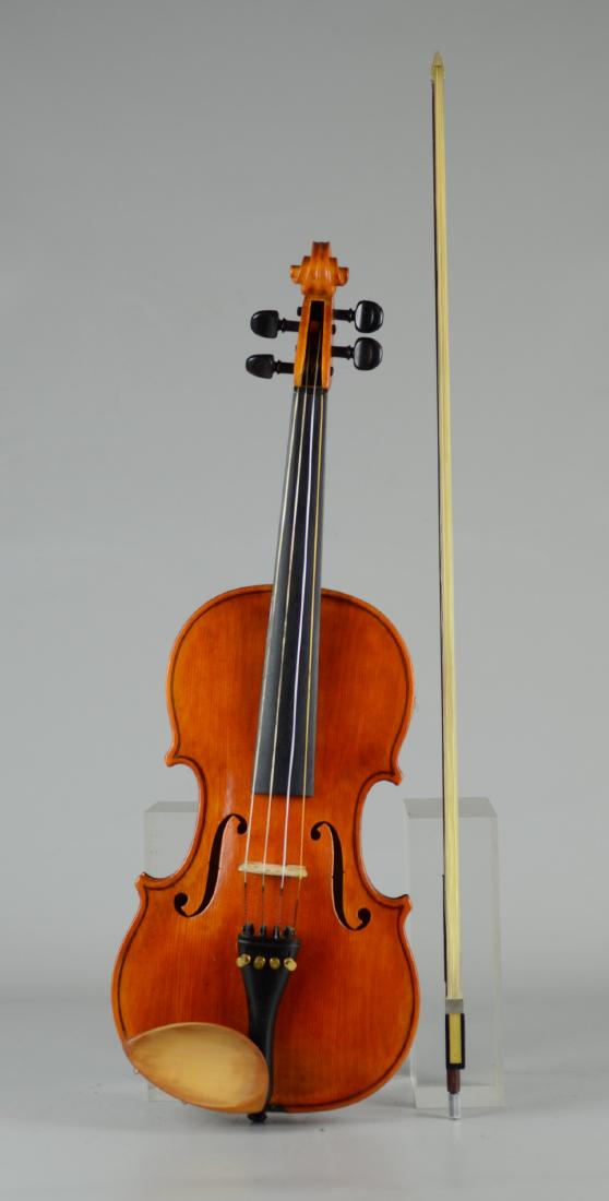 4/4 Size Violin with Case and Bow (1 of 4)