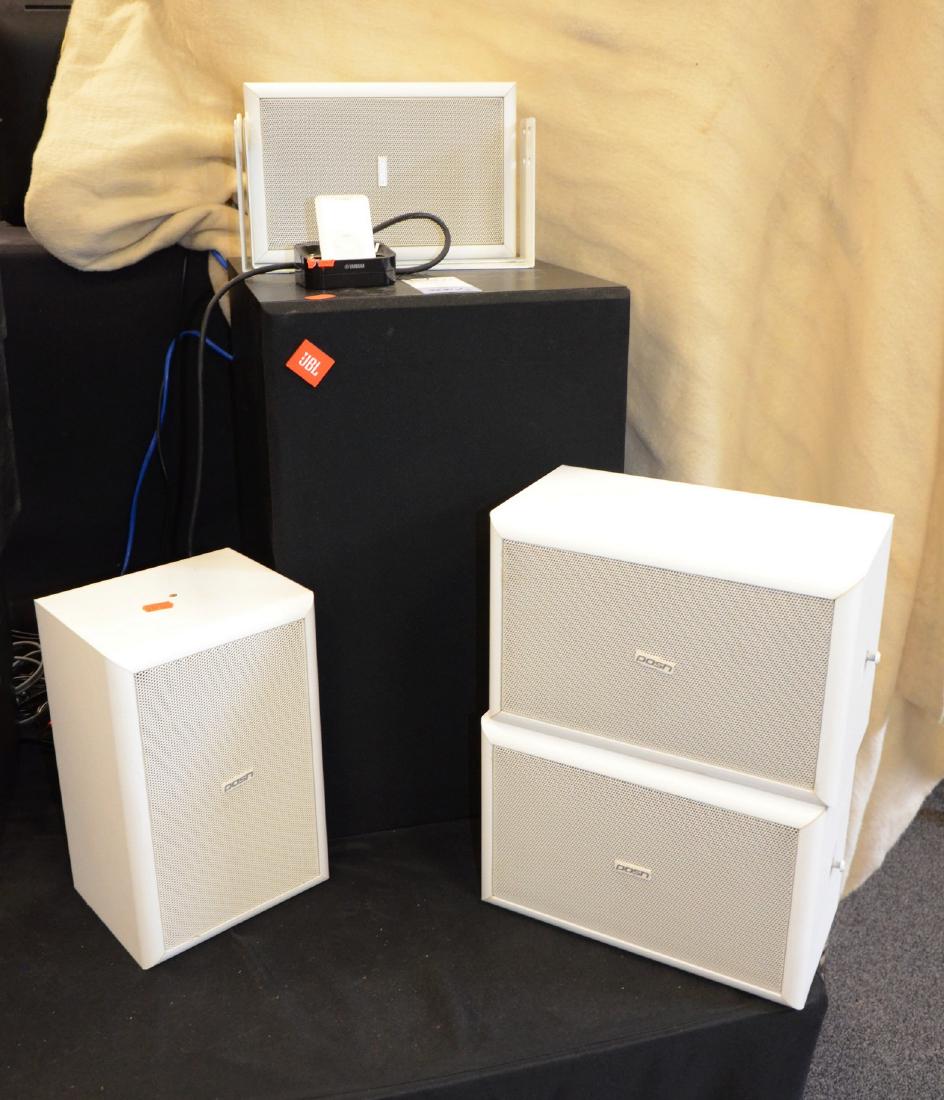 (5) Speakers and iPod (1 of 2)