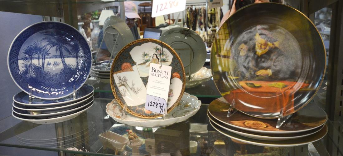 Shelf #27 - (11) Porcelain Plates (1 of 1)