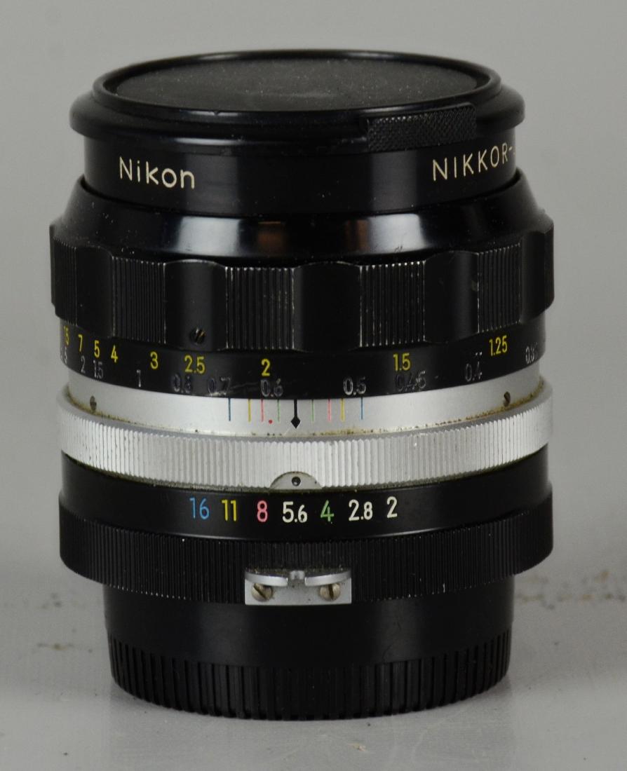 Nikon Nikkor-O Auto Camera Lens (1 of 1)