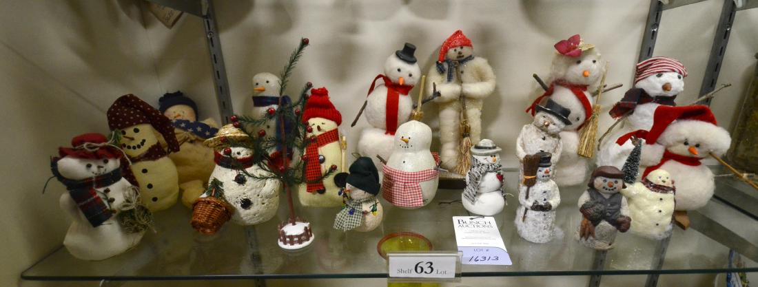 Shelf #63 - Snowman Figures: Shelf #63 - Large lot of Snowman Figures