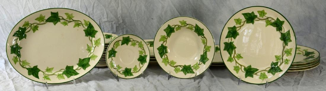 Shelf 9 26 Pcs Franciscan Ivy Dinnerware