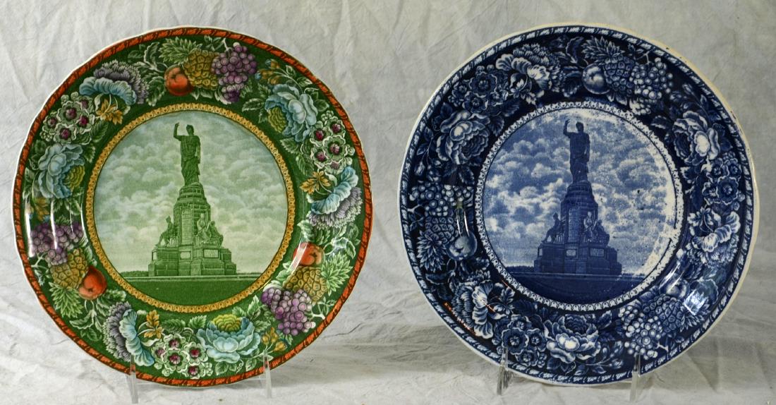 (2) Statue of Liberty commemorative plates (1 of 2)