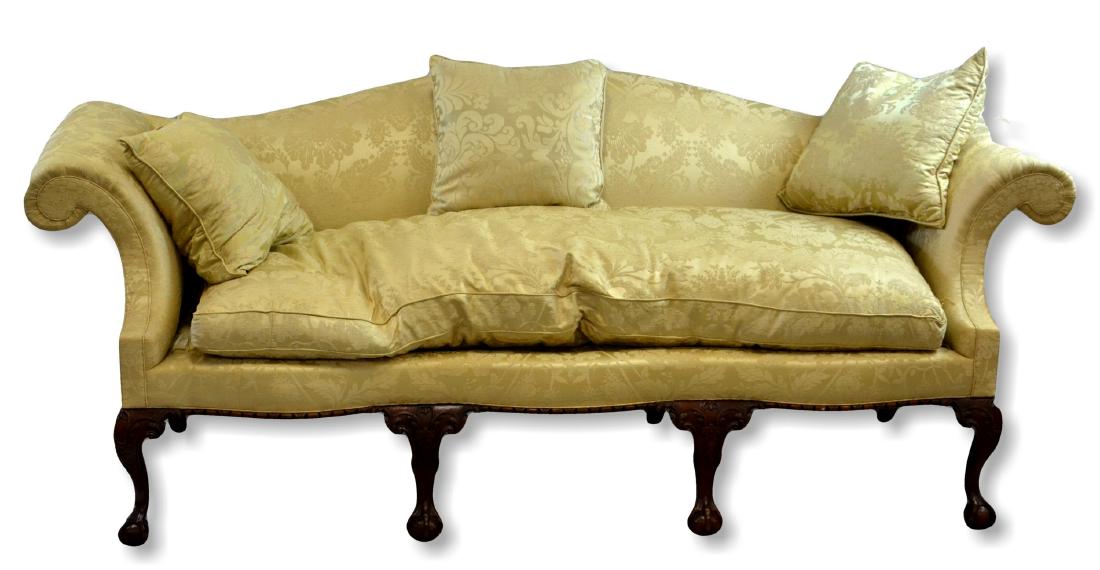 Kittinger Chippendale Style Camel Back Sofa (1 of 5)