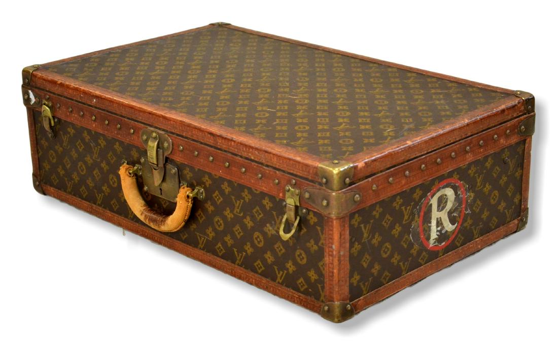 Louis Vuitton 70 size suitcase (1 of 7)