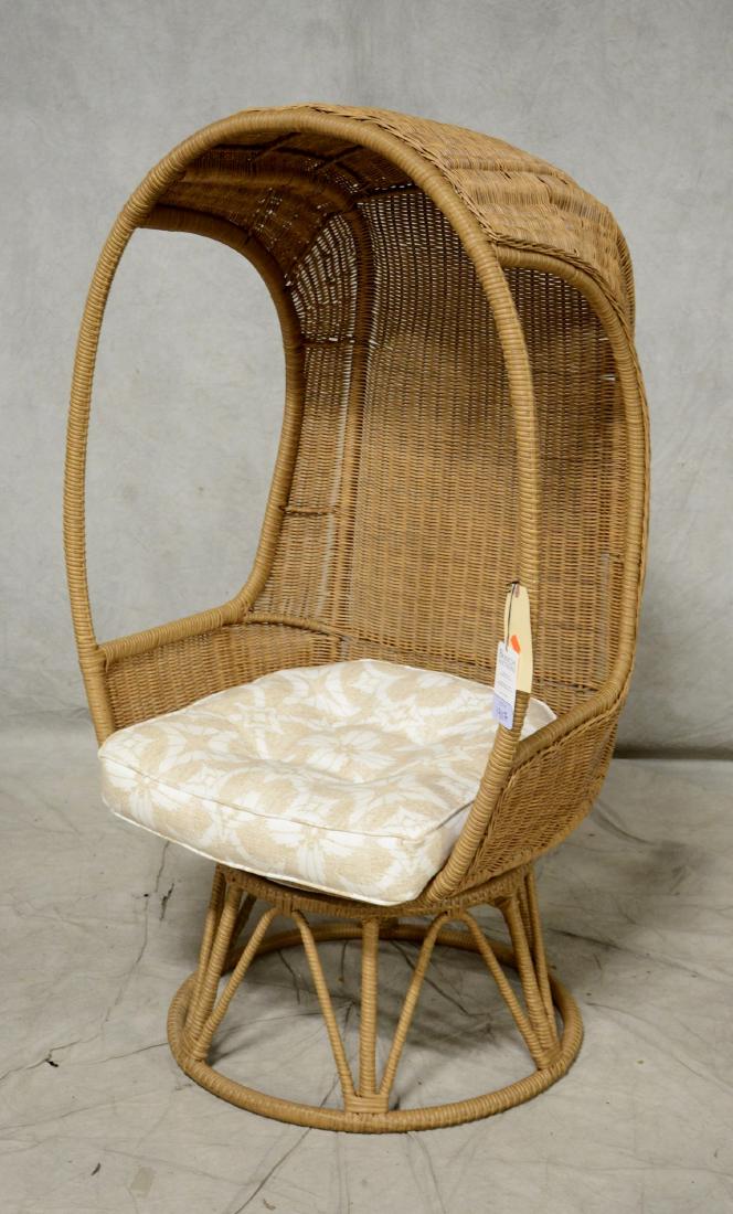 Wicker Porter Chair (1 of 1)