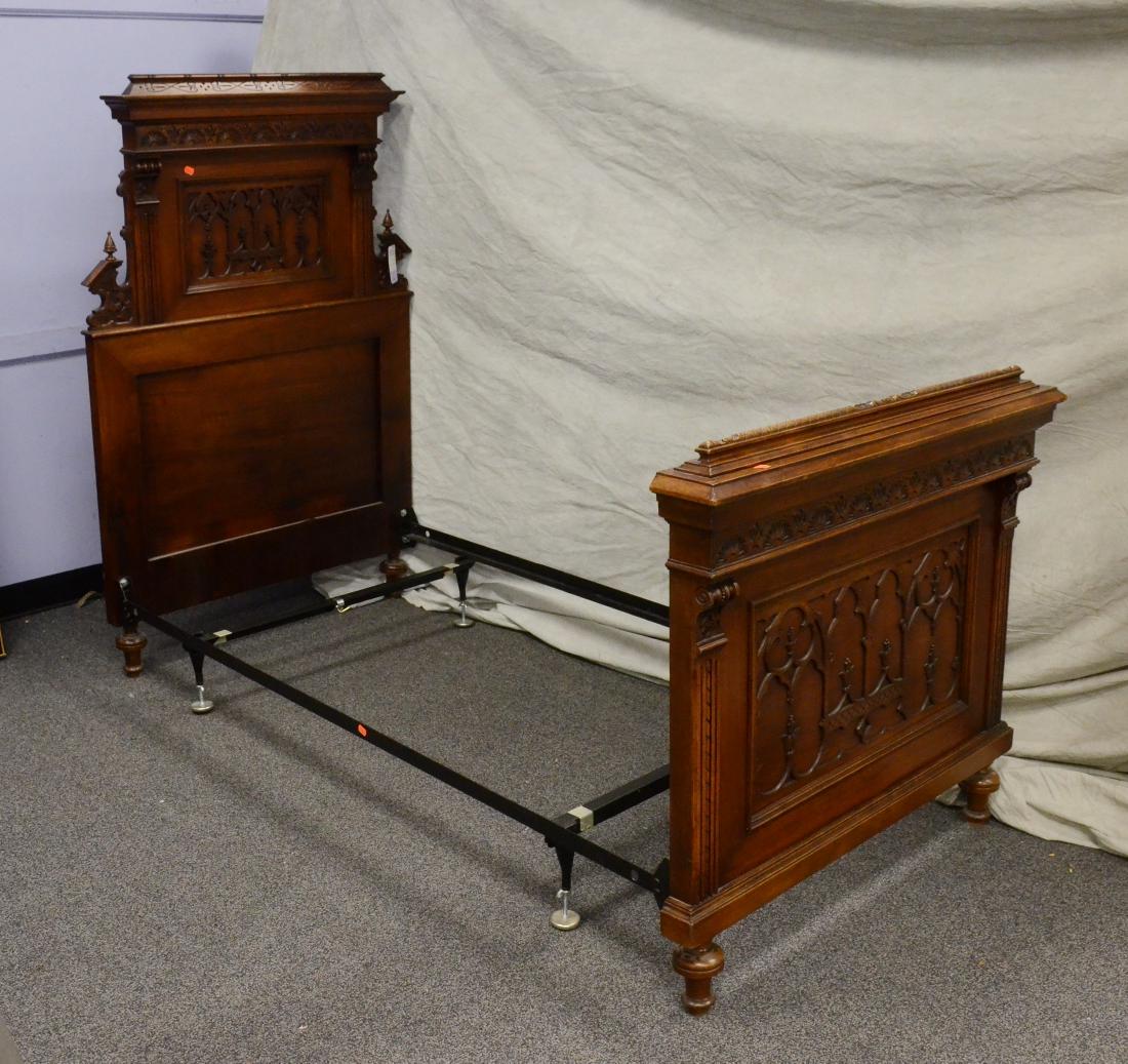 Mahogany Victorian carved twin bed: Mahogany Victorian carved twin bed, carved headboard and footboard with fan decoration, headboard 61"h x 40-3/4"w