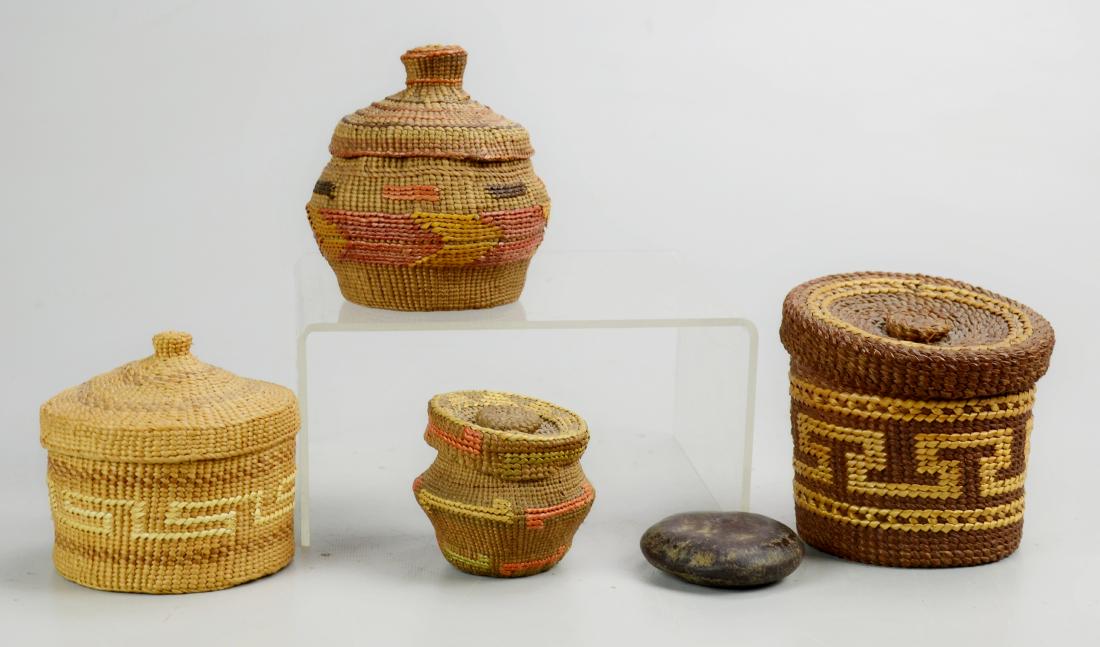 4 Native American Tlingit Pacific Northwest baskets: 4 Native American Tlingit Pacific Northwest rattletop baskets, hand woven, decorated in false embroidery with geometric designs, finely woven, thin-walled, lids with central knob lift, largest 2-1/2" 
