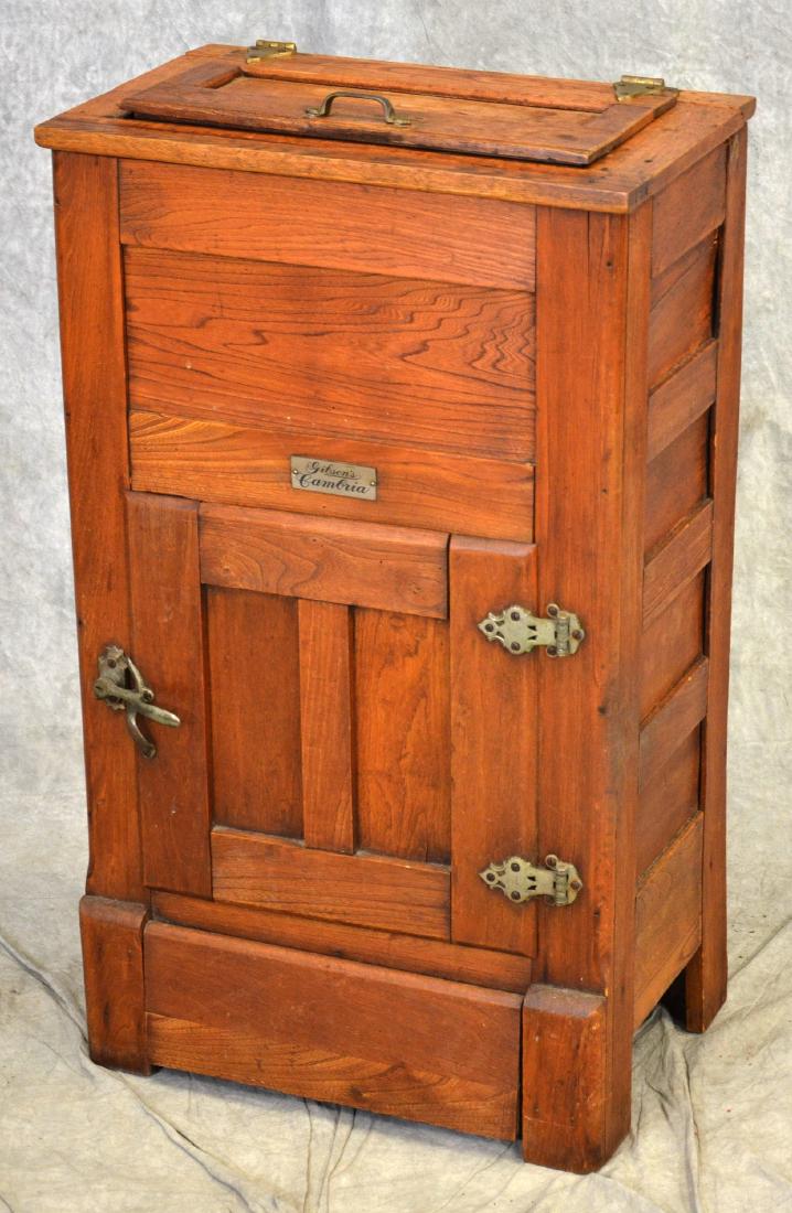 Oak Gibson's Cambria lift lid ice box