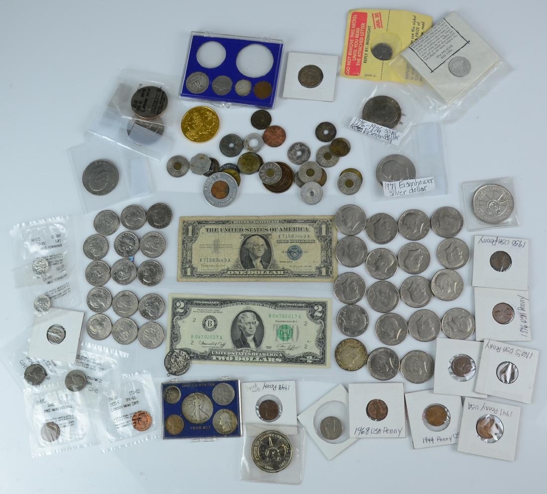 US Coins, Currency, Commemorative Tokens: (5) Eisenhower silver dollars, (15) Susan B. Anthony dollars, (19) Kennedy half dollars (1971-1989), "United States Year Set" c/o 1944 Walking Liberty half dollar, 1941 Washington quarter, 1946 Roosev