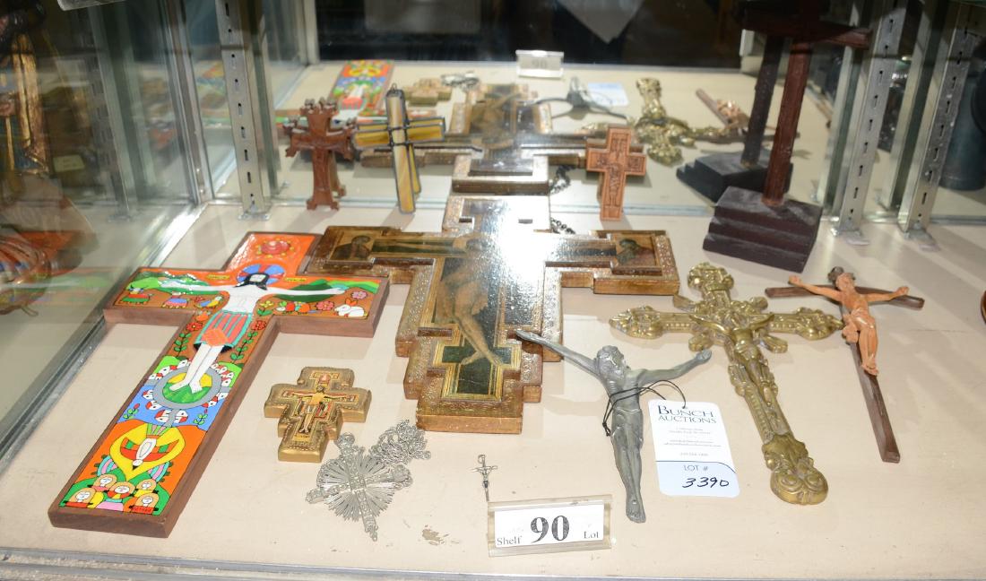 Shelf #90 - (12) Crucifixes & Crosses: Shelf #90 - (12) Crucifixes & crosses