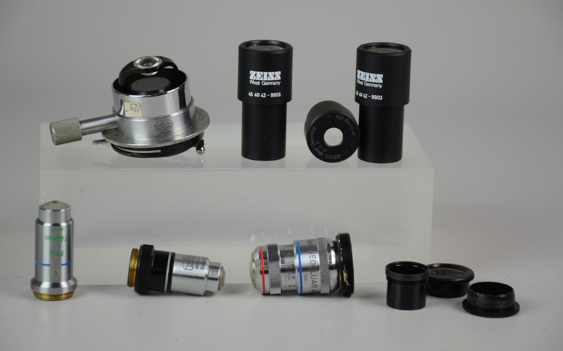 (8) Carl Zeiss Microscope Optics: 8 pieces of Carl Zeiss Microscope optics including Zeiss Microscope Lens Plan-NEOFLUAR 40 / 0,9 Imm (No 46 17 25).