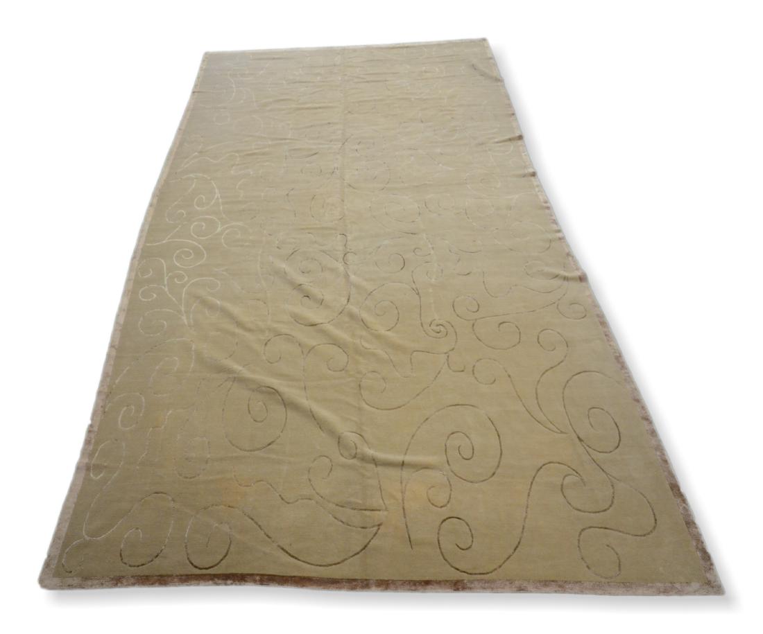 10'1" X 17'8" Wool & Silk Tibetin Rug - Nepal: 10'1" X 17'8" Wool & Silk Tibetin Rug - Nepal