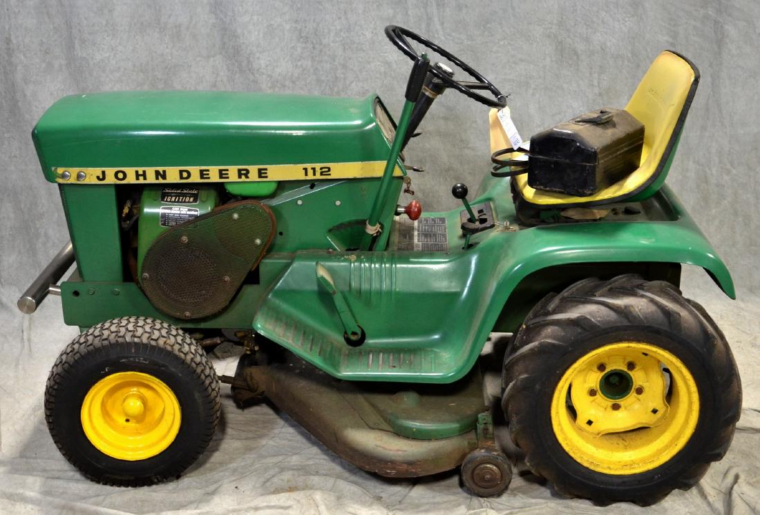John Deere 112 riding lawn mower