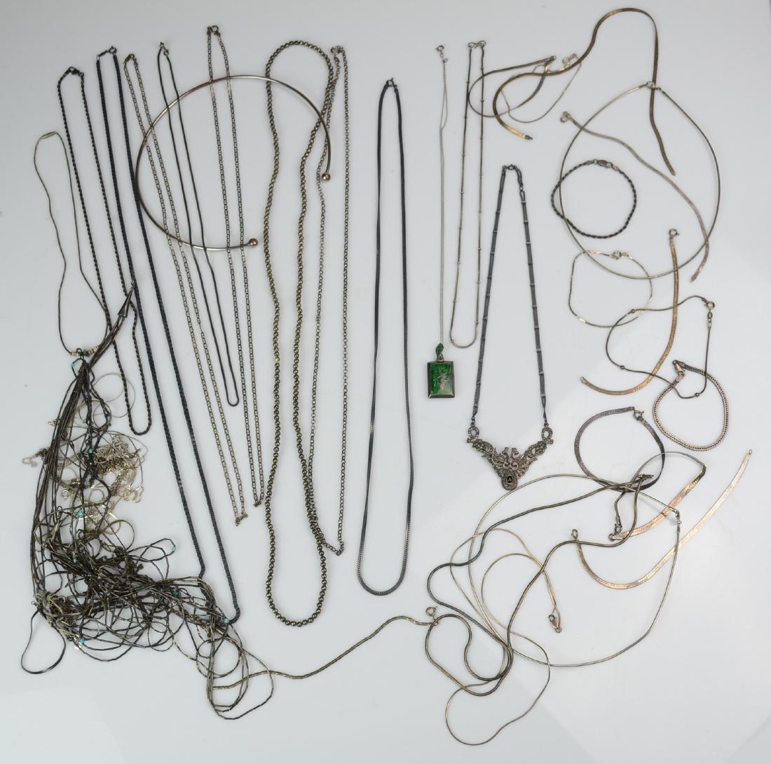 Lot of Silver Necklace Chains (1 of 1)