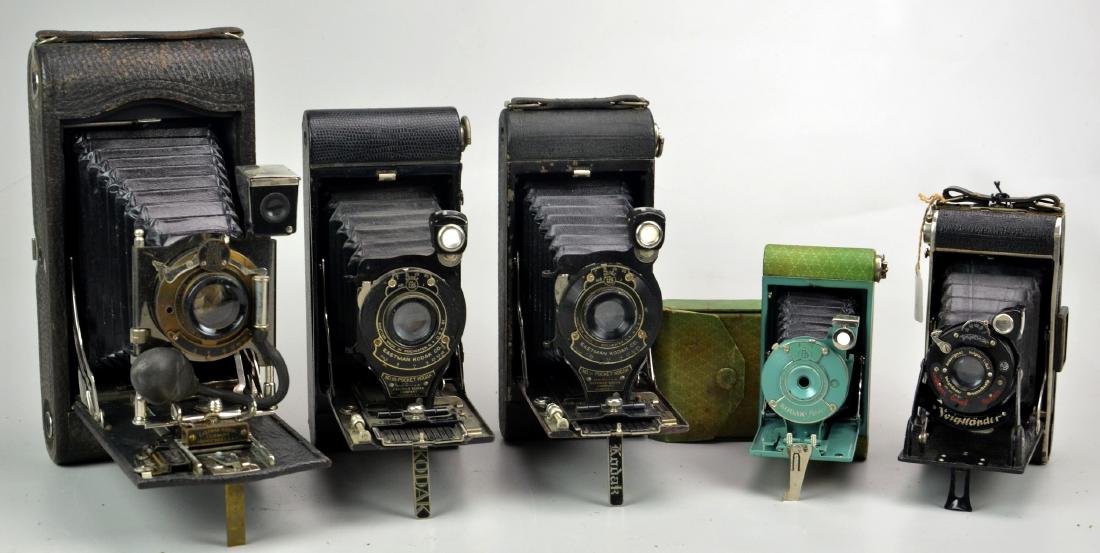 (5) Vintage Medium Format Folding Cameras (1 of 4)