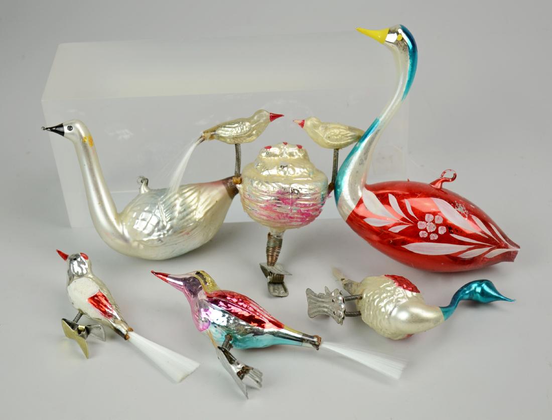 (6) Glass Christmas Ornaments, Birds: (6) Glass bird Christmas ornaments, including one with two birds on a nest of chicks, largest 5"