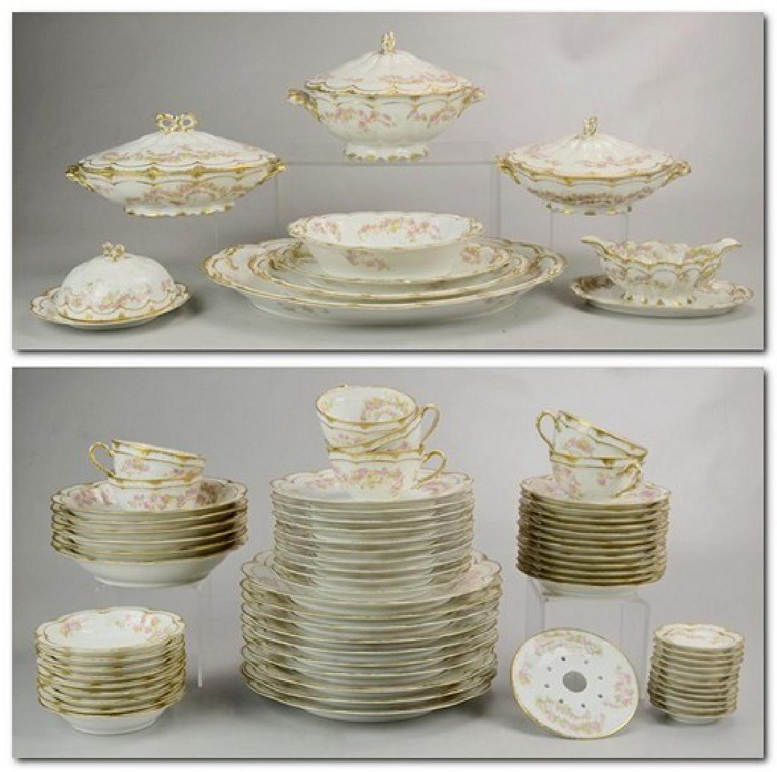 (75) Piece Haviland Limoges Dinnerware: (75) Piece Haviland Limoges Dinnerware Set Including: (10) Dinner Plates, (11) Luncheon Plates, (9) Fruit Bowls, (6) Soup Bowls, (7) Teacups, (12) Saucers, (1) Sauce Boat with Under Tray, (1) Oval Ser