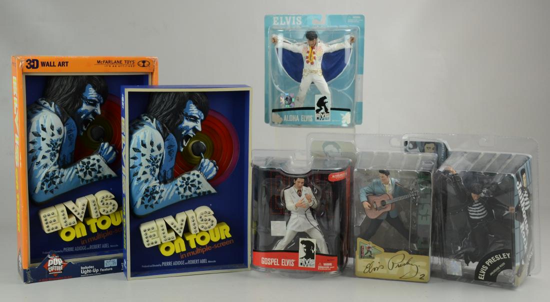 (6) Elvis Figures & Plaques: (6) Elvis figures & plaques, c/o Jailhouse Rock, Aloha Elvis, Gospel Elvis, Memphis Elvis, , in original packaging, Pop Culture 3D wall art Elvis on Tour (one out of box, slight wear, one in box)