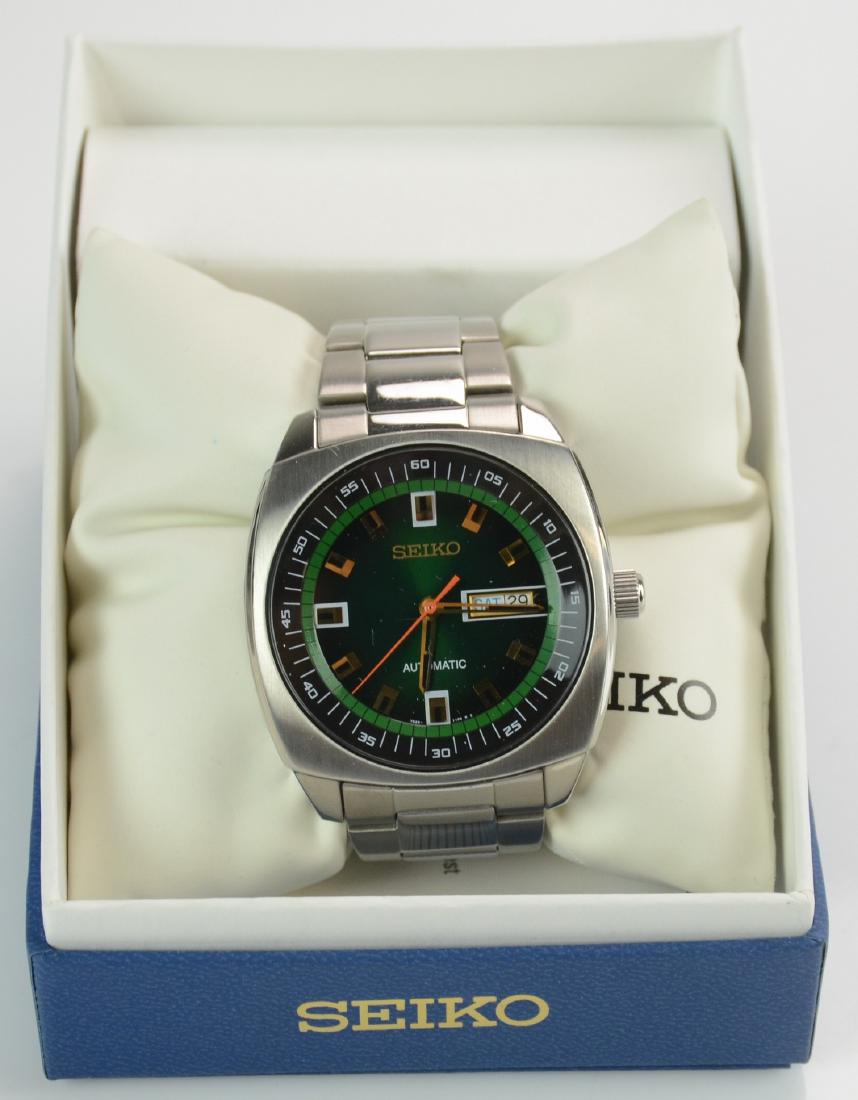 Men's White Seiko Automatic watch: Men's White Seiko Automatic watch, Model SNKM97, Links taken out but in bag in box, In Box, (2)