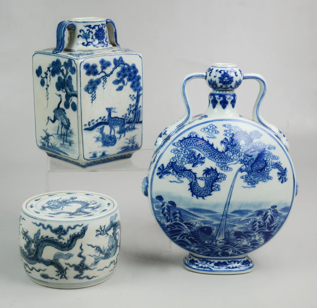 (3) Pcs Chinese Blue & White Porcelain: (3) Pcs Chinese blue & white porcelain, c/o fish & dragon decorated double handled vase, square double handled vase with deer & birds, both with seal marks to base, covered jar, 6-character mark to ba