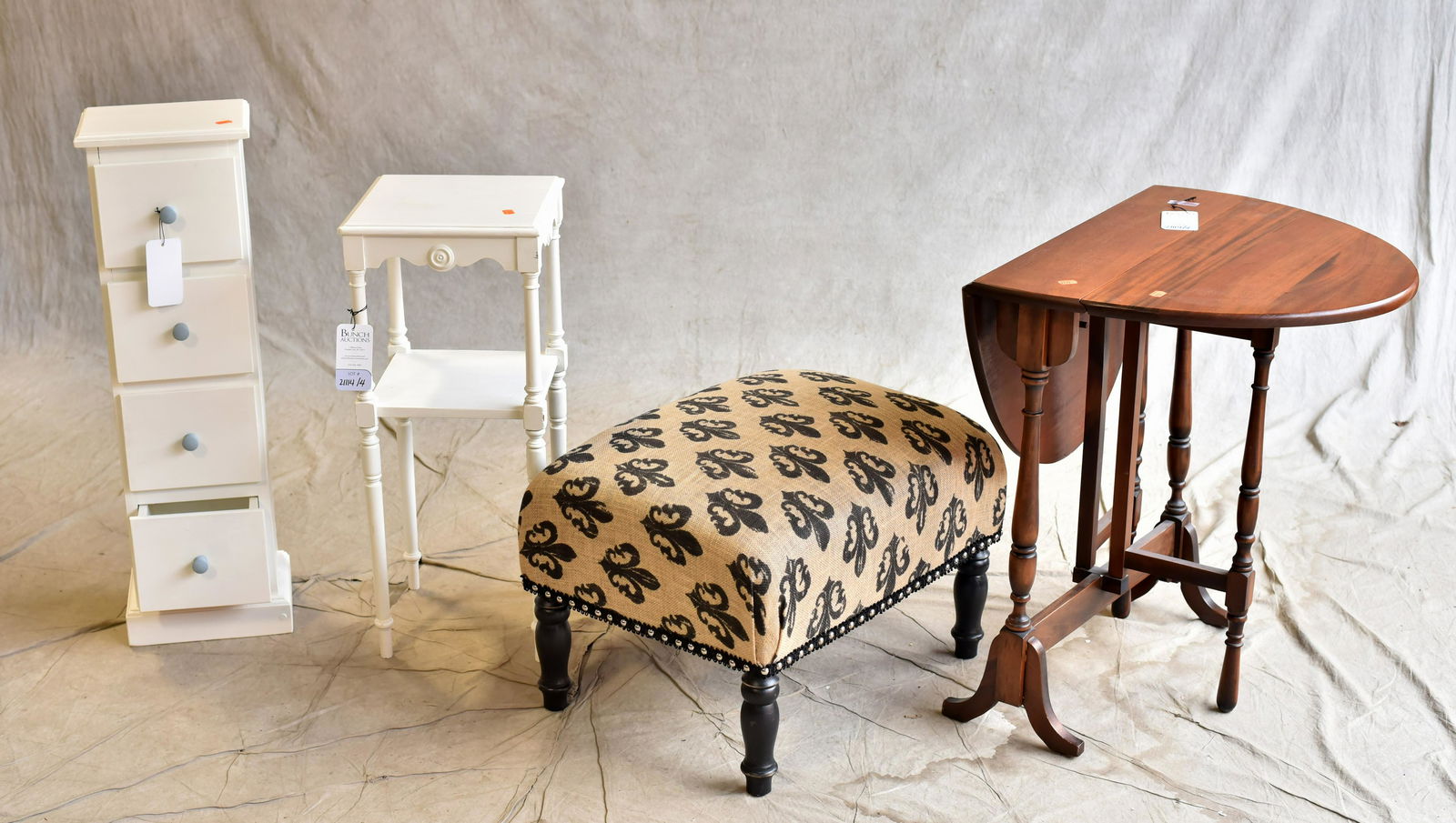 Table, stool, chest, stand (1 of 1)