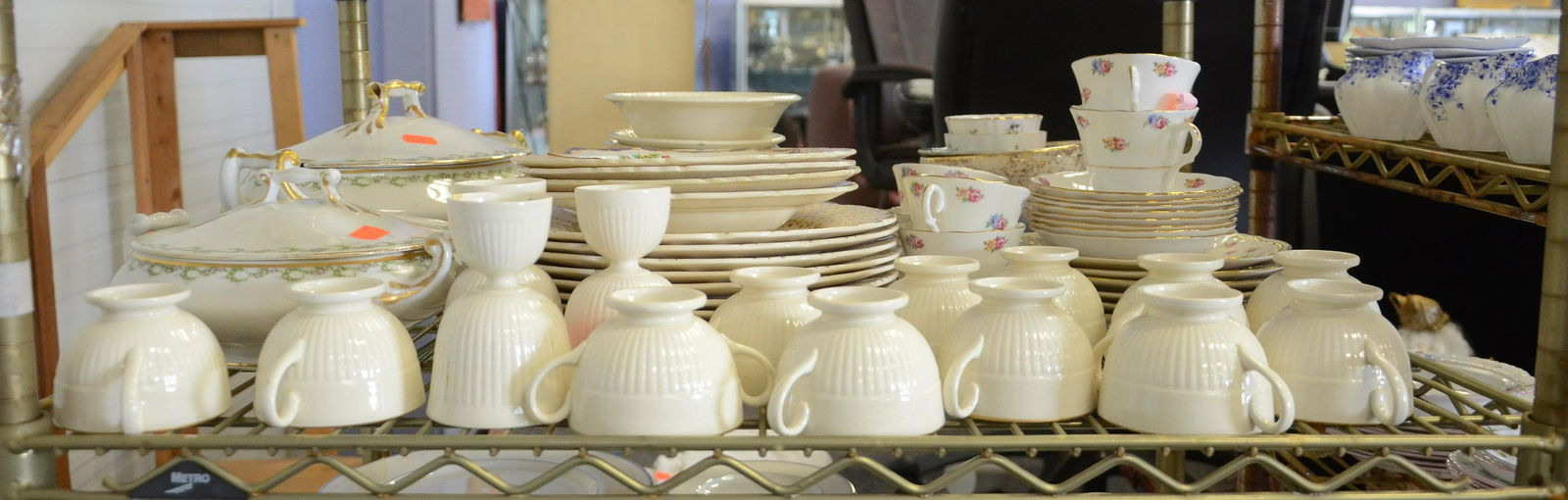 (73) Pcs. Porcelain, Various Makers (1 of 5)