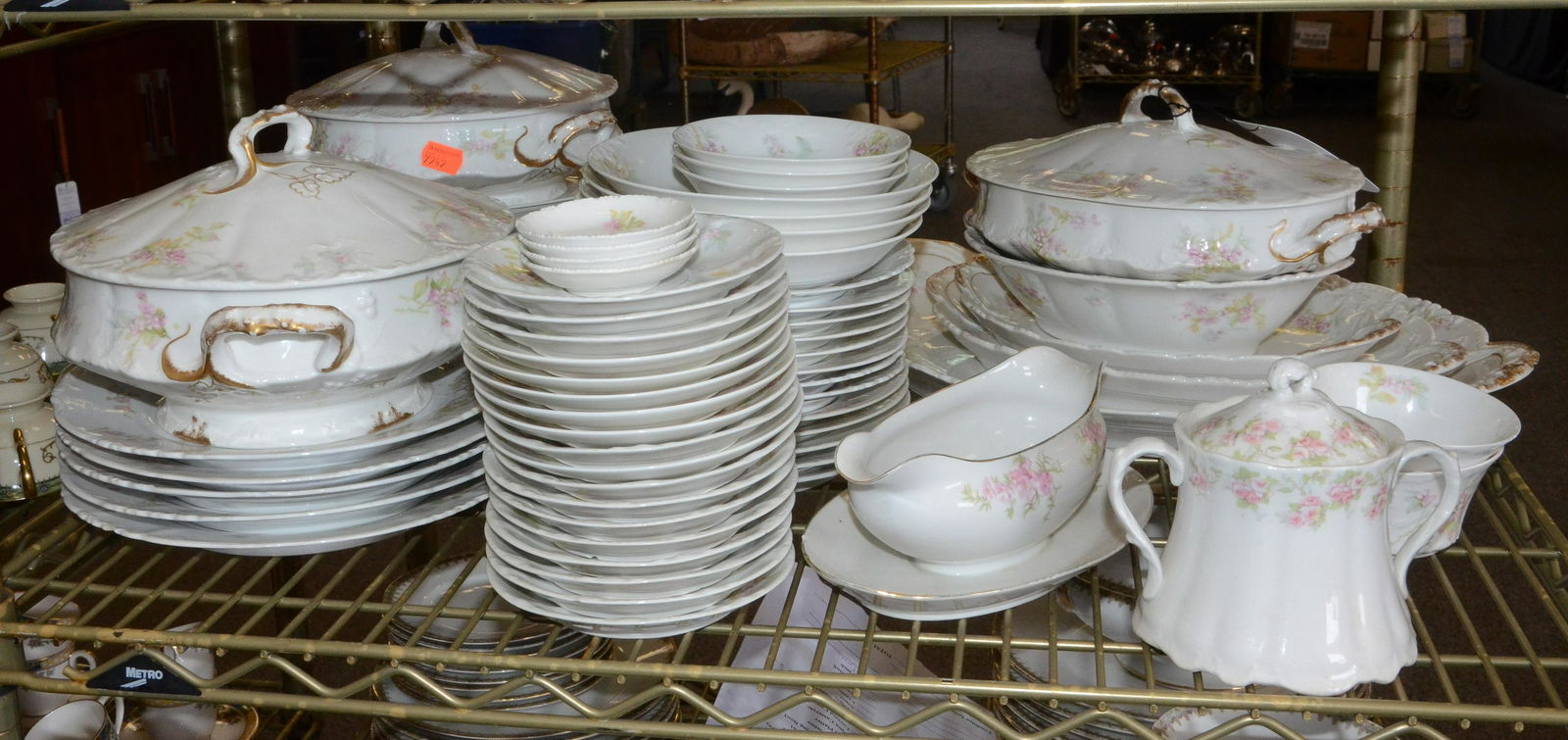 (69) Pcs Theodore Haviland dinnerware (1 of 3)