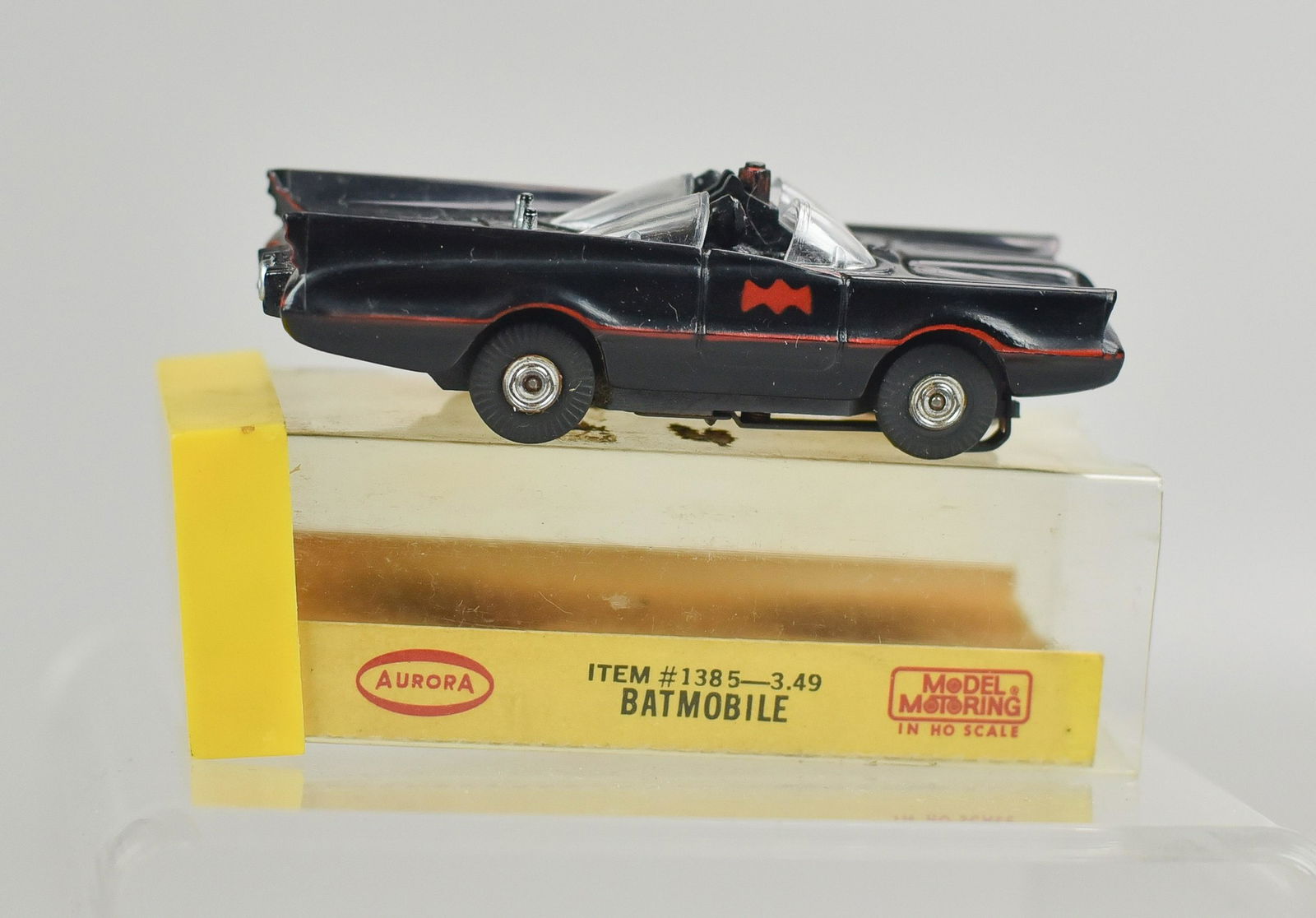 Aurora Slot Car with Box (1 of 2)