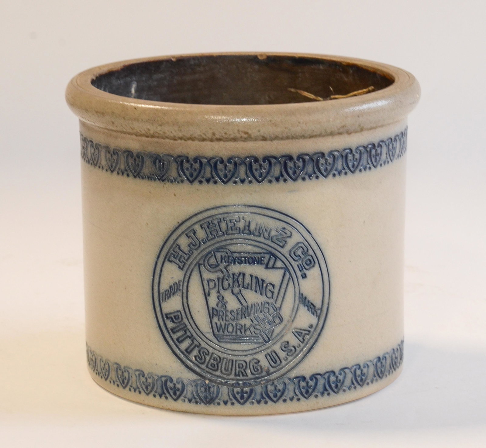 Blue incised stoneware pickle crock. "H.J. Heinz Co: Blue incised stoneware pickle crock. "H.J. Heinz Co, Keystone Pickling & Preserving Works, Pittsburg, U.S.A.", 6 1/2" Diameter, 5 1/2" H, no damage noted