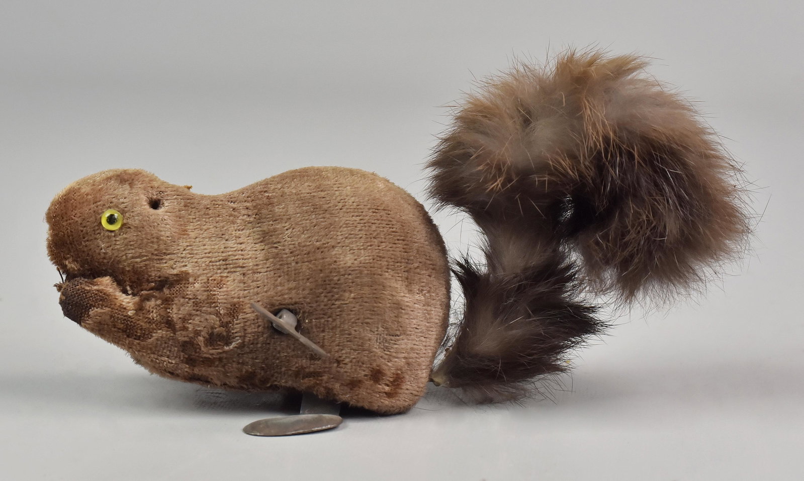 Mohair hopping squirrel , keywind, glass eyes: Mohair hopping squirrel , keywind, glass eyes, missing one ear, 6 1/2" l