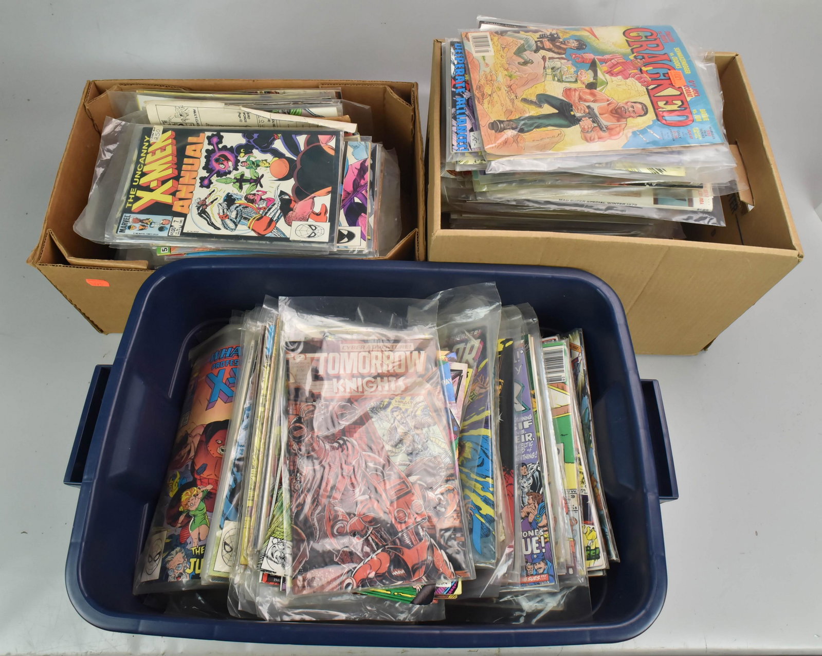 Comic Books: Comic books, primarily DC & Marvel, characters including The Omega Men, Spider Man, X-Men, Avengers, Captain America, many in plastic protectors, 60+ in VG condition; lot also includes 60+ more same a