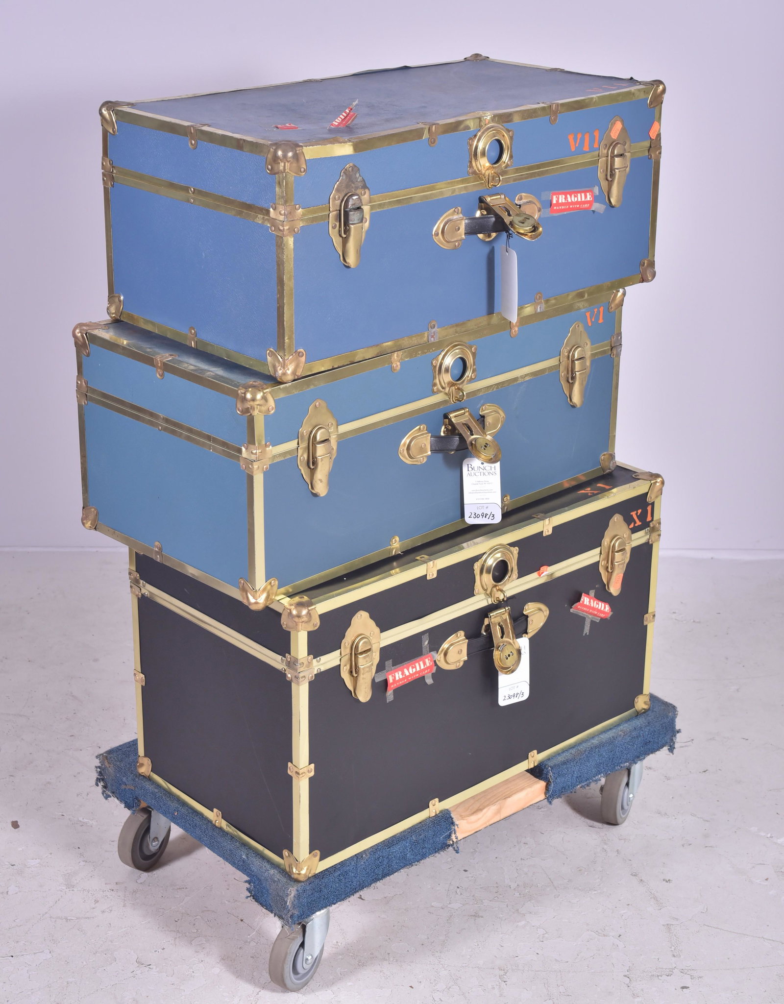 (3) Storage trunks: (3) Storage trunks, metal strapping, 30" w x 15-1/2" d, some with damaged locks