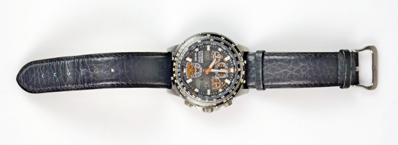 Citizen Eco-Drive Skyhawk Chronograph AT Radio: Citizen Eco-Drive Skyhawk Chronograph AT Radio Controlled U600 Watch with Leather Strap