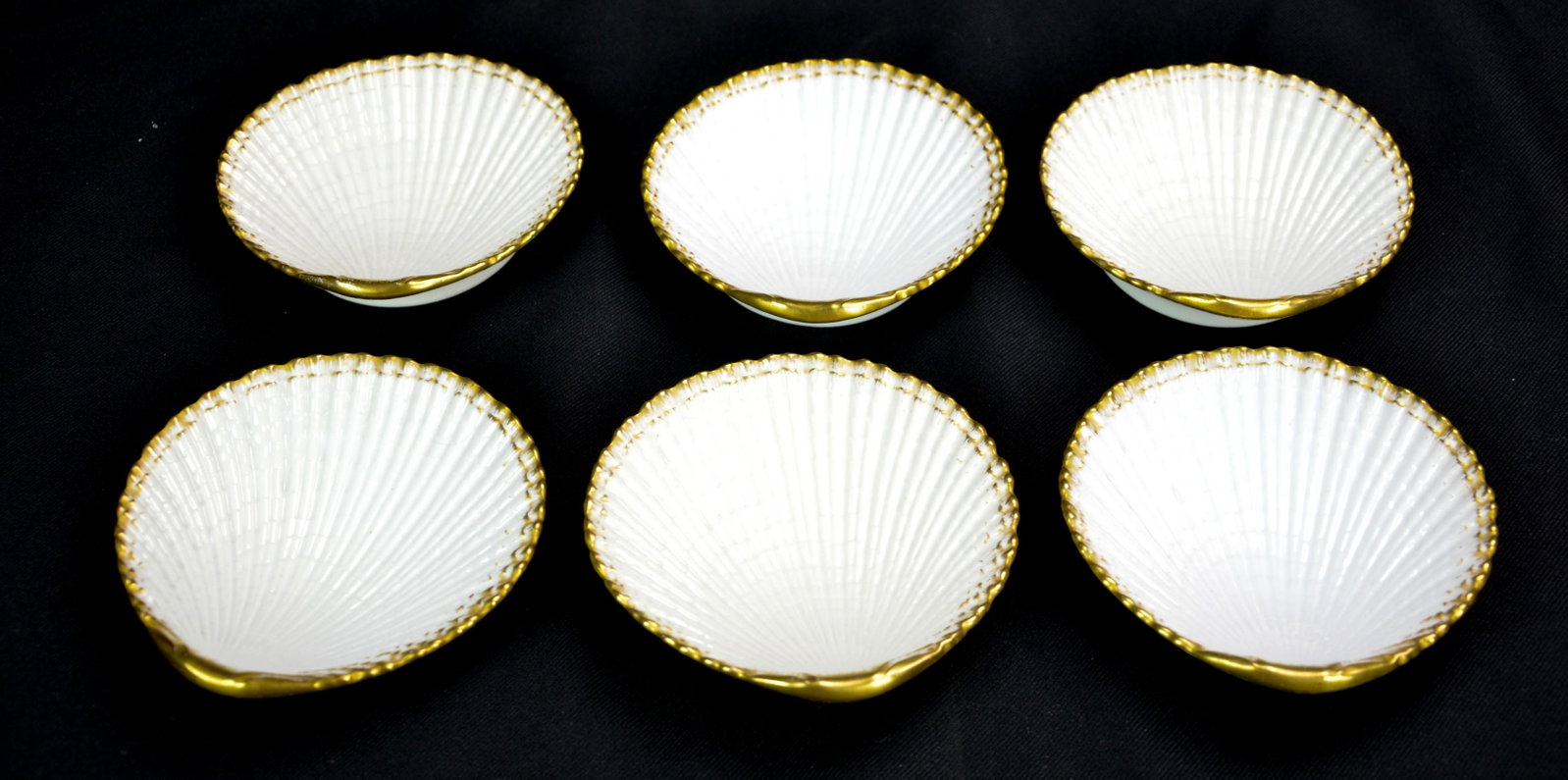 (6) Sarreguemines Porcelain Shell Dishes: (6) Sarreguemines porcelain shell dishes, gold trim, crown and shield mark (1860 - 1919), 4-3/4" x 5"