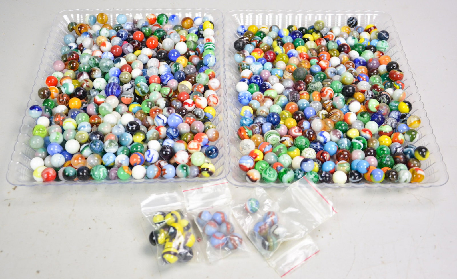 Large Lot of Marbles: Large lot of vintage marbles, approx 5/8" dia, most machine made, some with condition issues