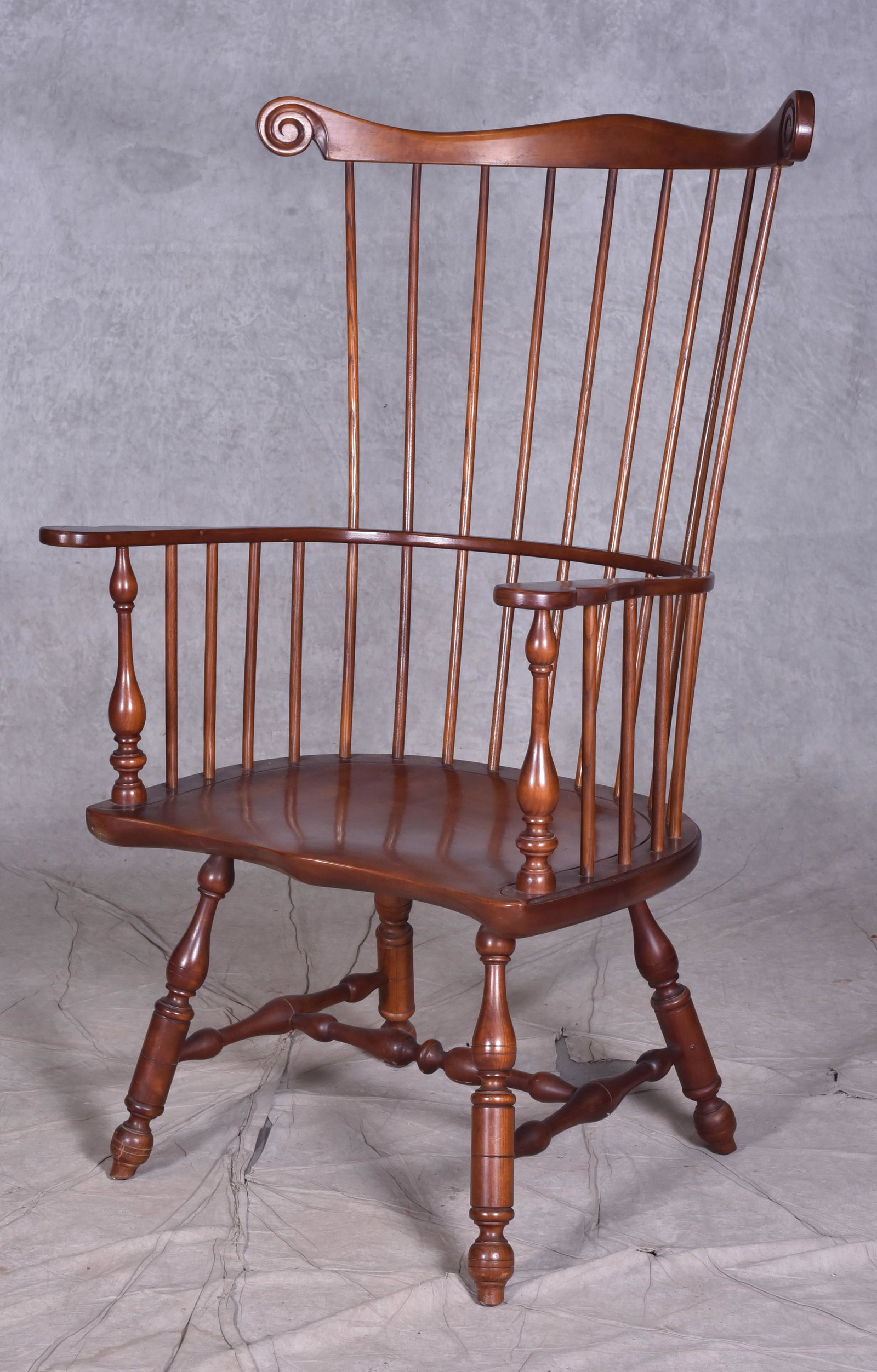 Cherry Philadelphia style comb back with blunt arrow: Cherry Philadelphia style comb back with blunt arrow feet, By L & JG Stickley paper and burnt in label, circa 1954,