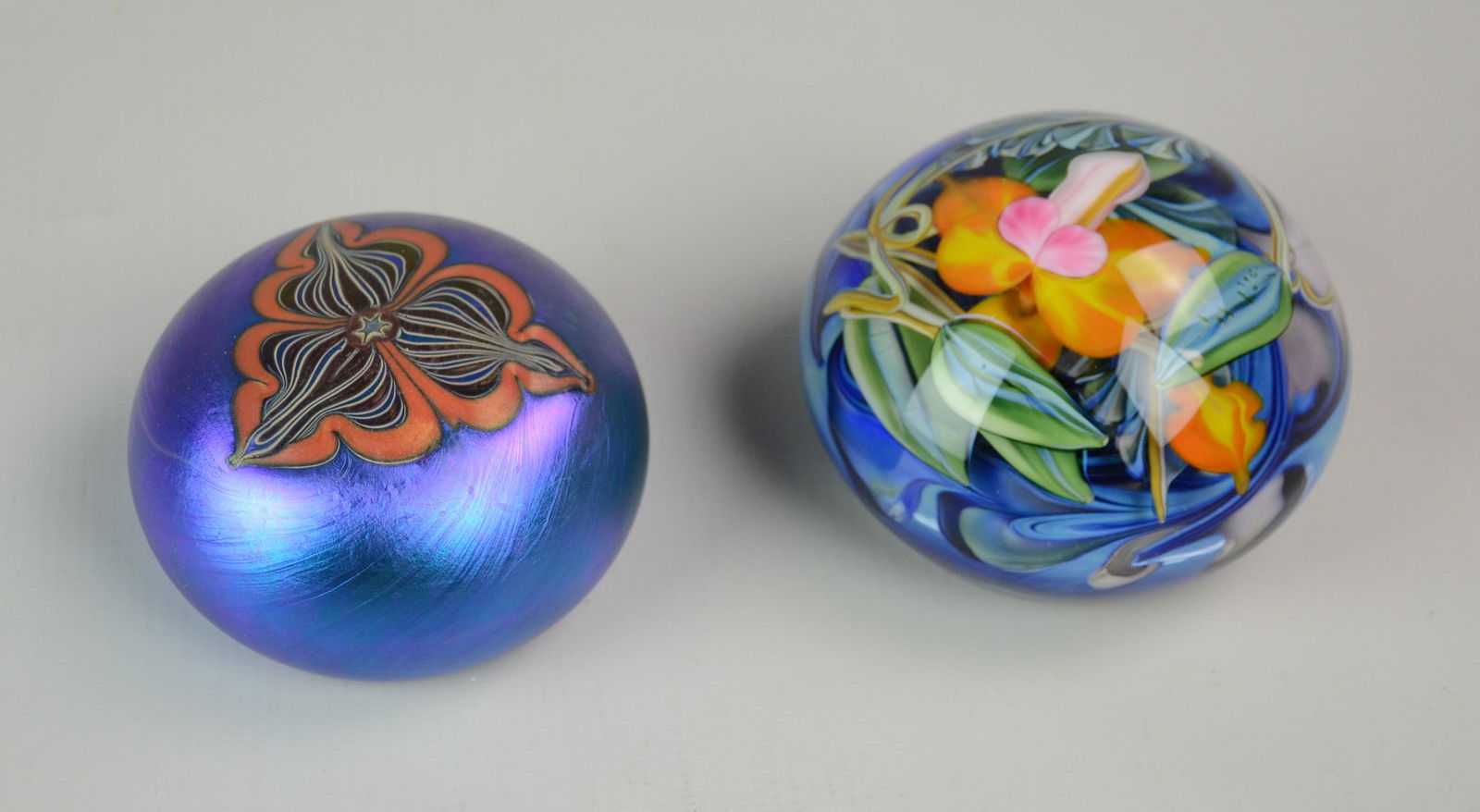(2) Lundberg Art Glass Paperweights (1 of 1)