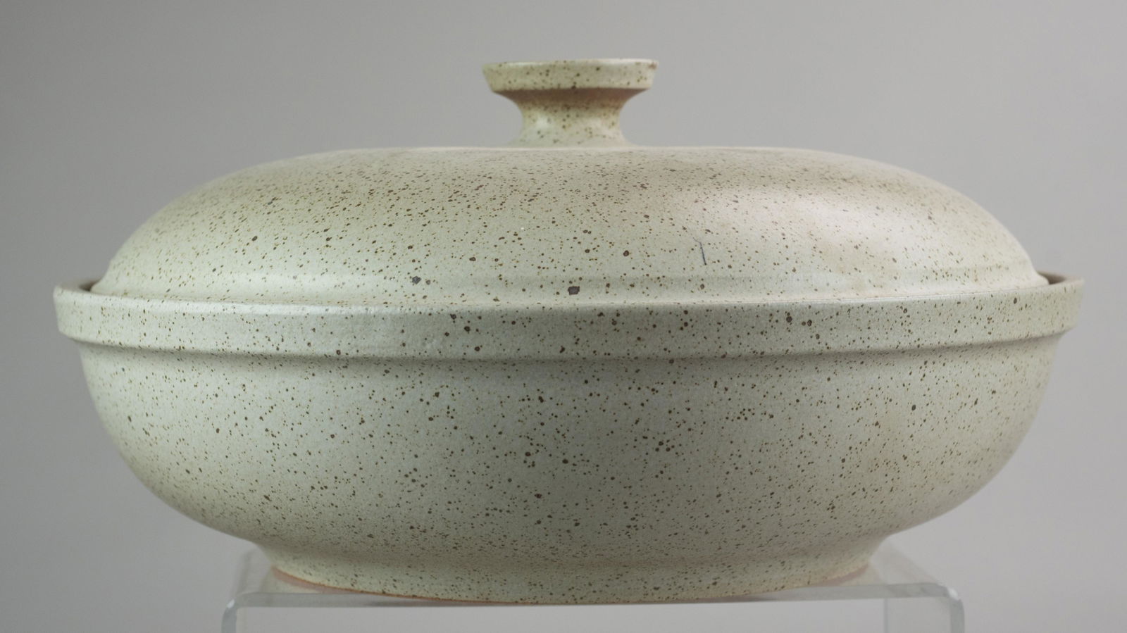 Terra Major by David Cressey Oversizd Covered Dish: Terra Major by David Cressey oversized covered dish in robin's egg speckle glaze, pristine condition, 18" diam 8" h