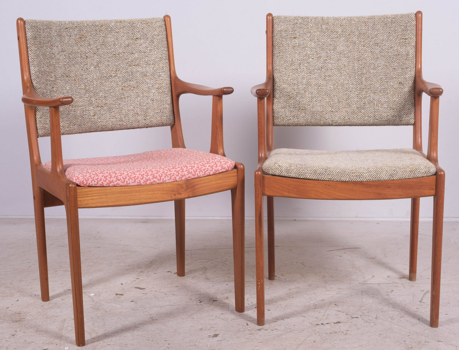 Pair Scandinavian Woodworks Co Modern Design armchairs: Pair Scandinavian Woodworks Co Modern Design armchairs, one with reupholstered seat, 34" h,seat height 18" h
