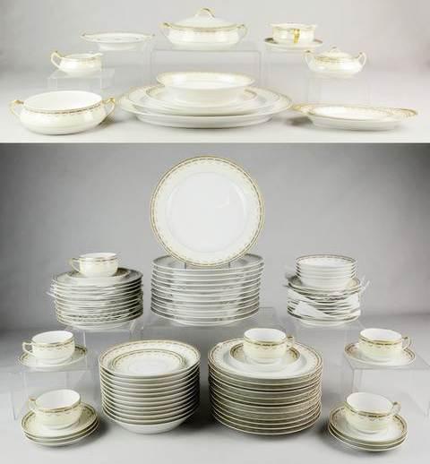 (91) Pcs Haviland and Co: (91) Pcs Haviland and Co. 'Notre Dame' dinnerware c/o (12) dinner plates, (12) luncheon plates, (11) salad plates, (10) B&B plates, (5) fruit bowls, (12) soup bowls, (6) teacups, (11) saucers, (1) sau