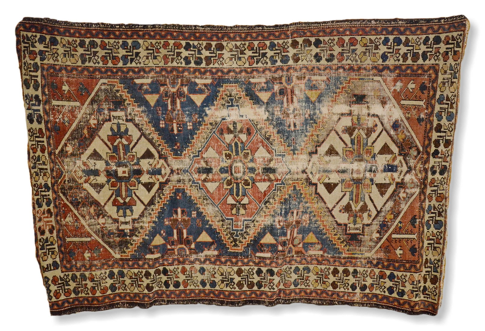 4'3" x 6'5" Persian throw rug: 4'3" x 6'5" Persian throw rug, worn