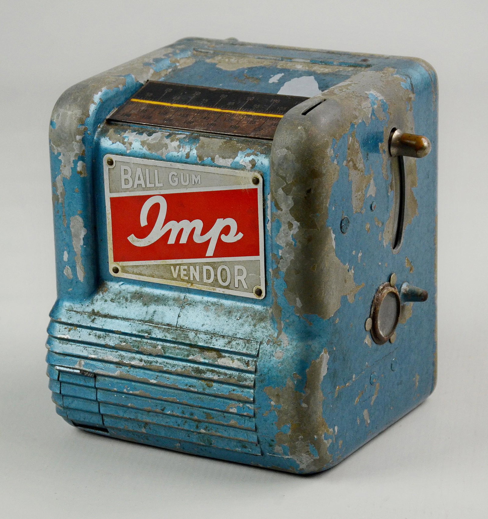Imp Ball Gum Vendor: Imp Ball Gum Vendor penny gum and cigarette machine c. 1940, includes key, 5-1/4"x5"x6-1/4" loss to paint