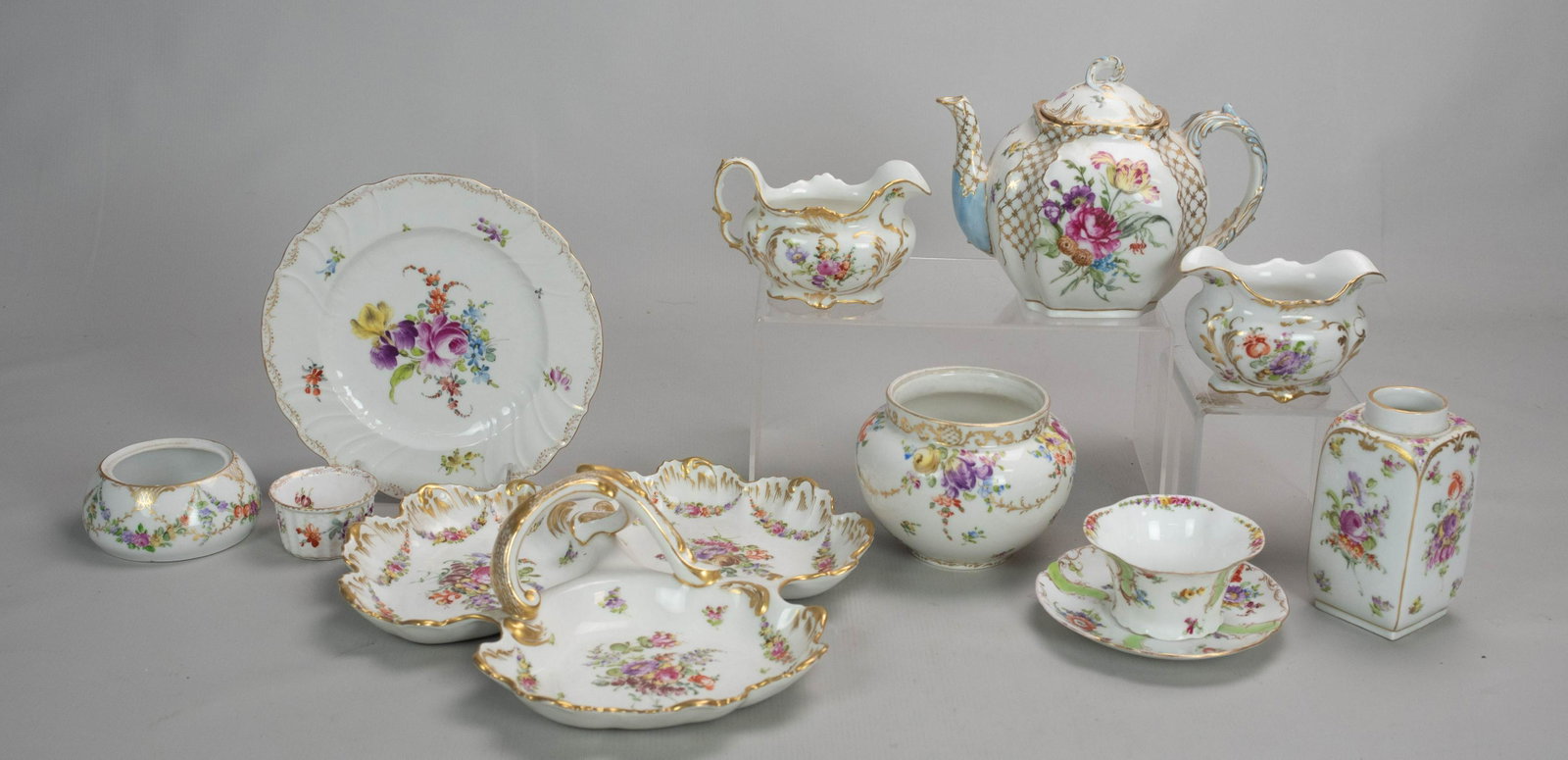 (11) Pcs Floral and Gilt Porcelain: (11) Pcs floral and gilt porcelain c/o Bavarian tea canister, missing lid, Dresden ramekin, T&V Limoges handled dish, floral salad plate, 8", Haviland and Co. floral painted teapot, Bavarian sugar dis