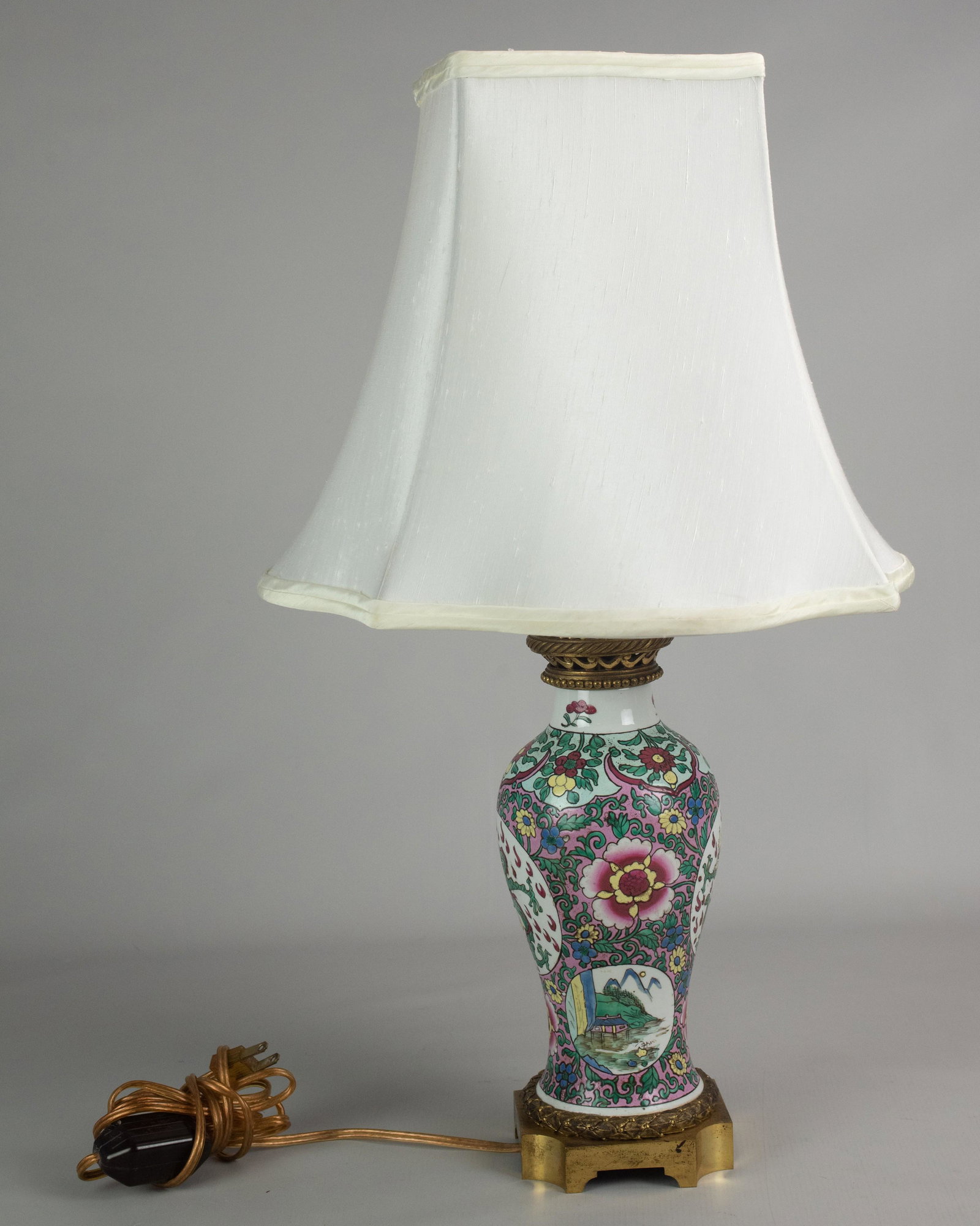 French Porcelain Lamp in the Asian Taste: French porcelain lamp in the Asian taste, ormolu base, 23" h