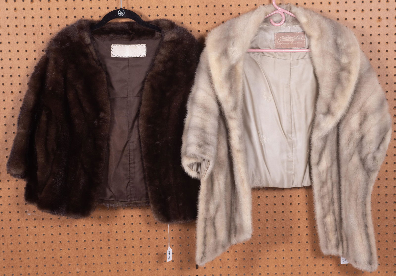 (2) Mink stoles: (2) Mink stoles c/o silver mink stole and deep chestnut mink stole with wear at edge, Please note fur items can not be shipped internationally,