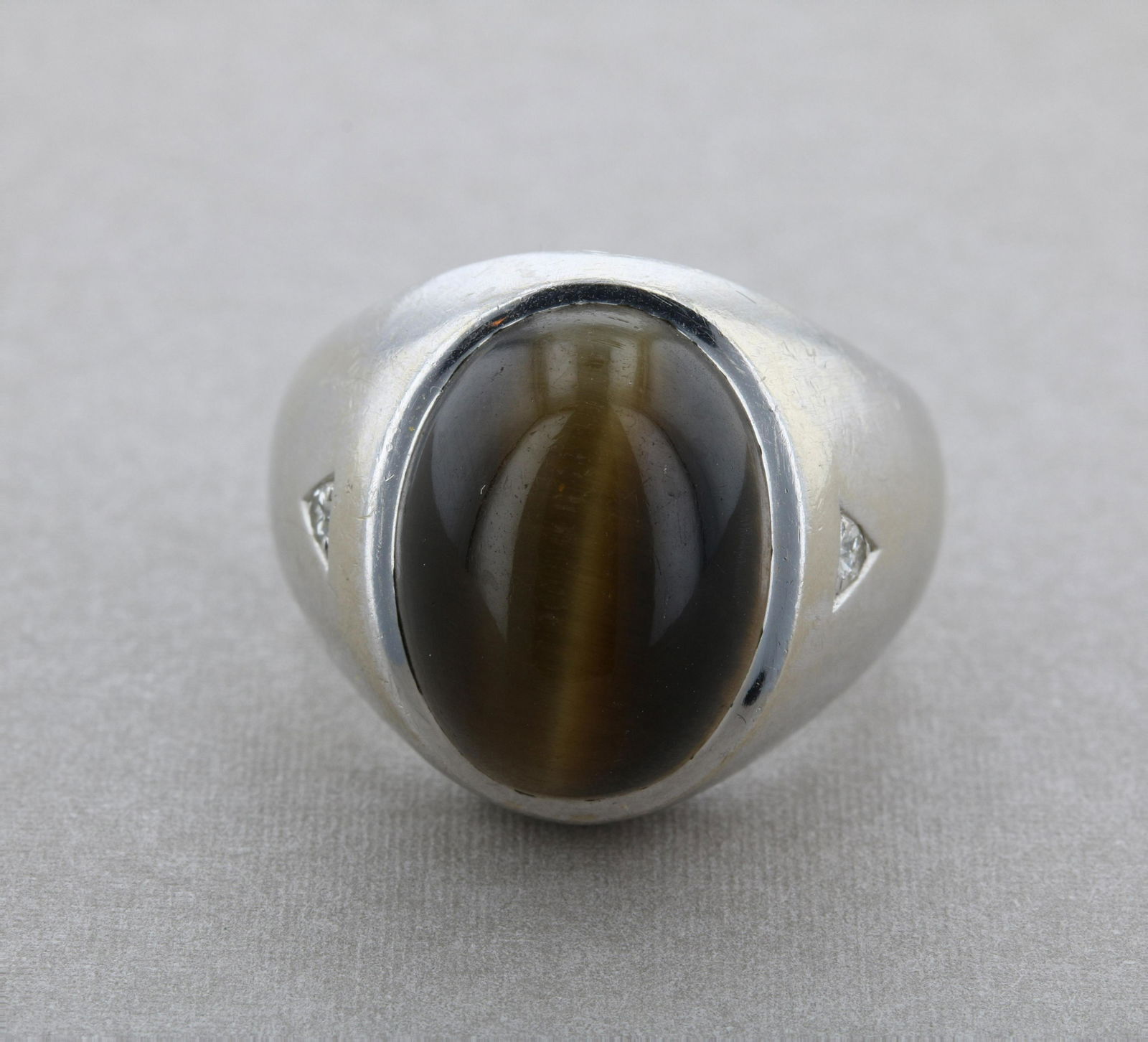 14K Gold Cats Eye Gemstone and Diamond Ring (1 of 3)