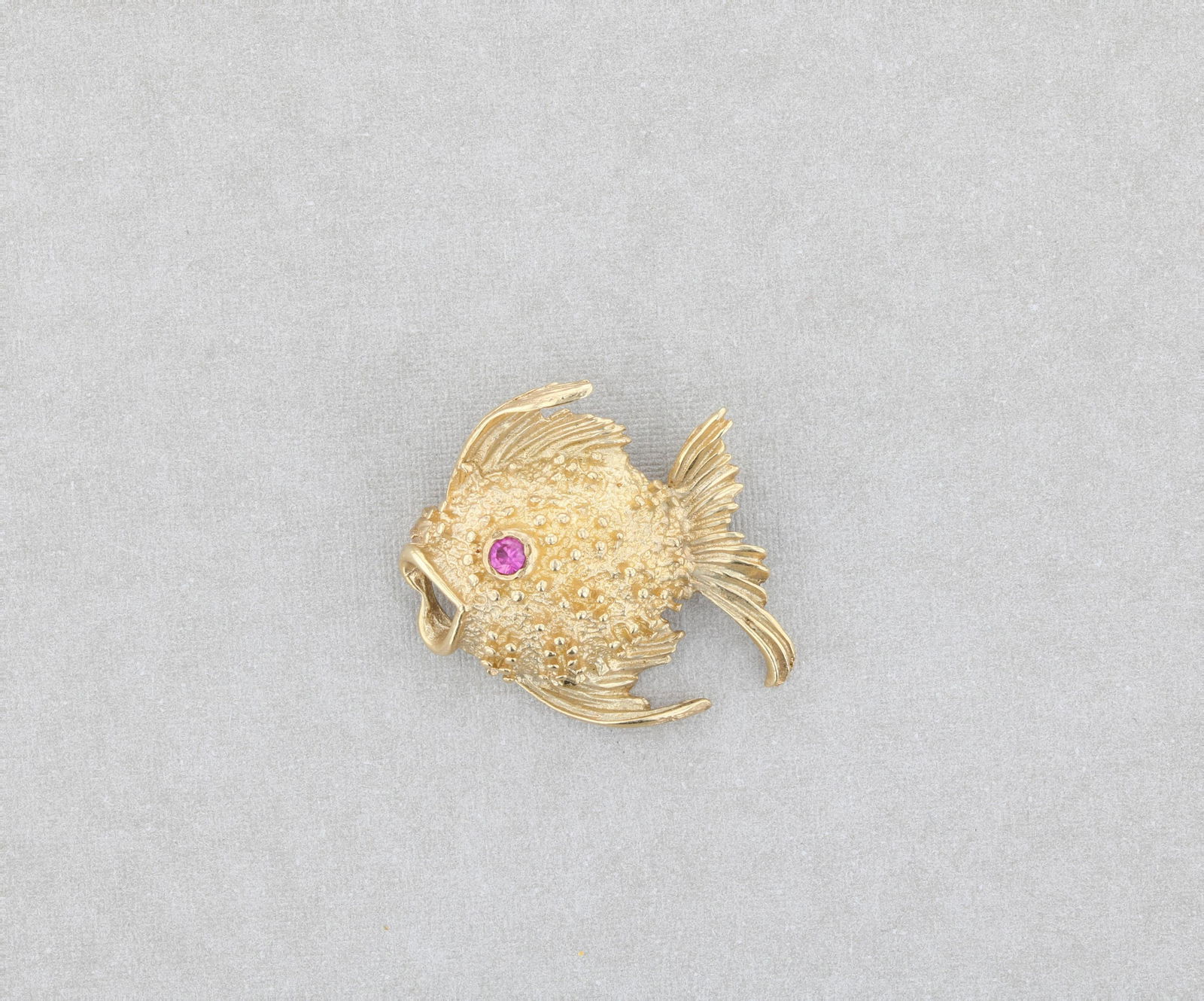 14K Yellow Gold Blow Ruby Fish Brooch (1 of 3)